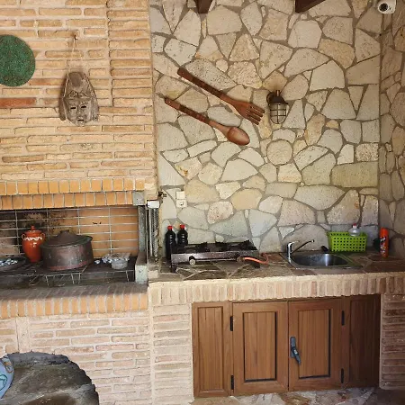 Το Πέτρινο 아파트 지아로바
